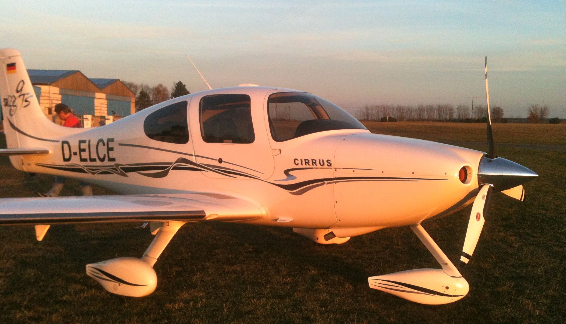 Cirrus SR22